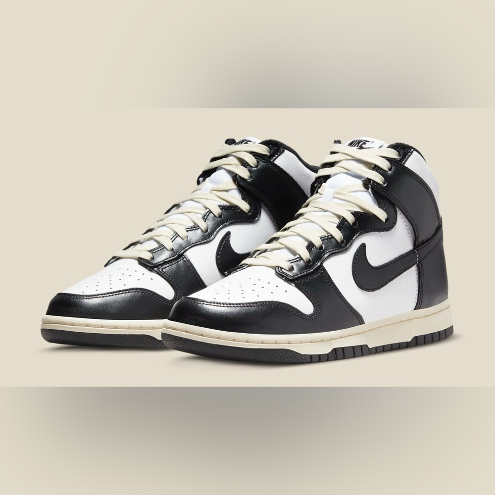 Nike Dunk High - black and white vintage size 9